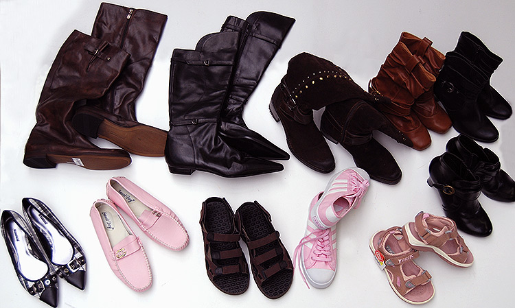 Schuhe Creme in verschiedenen Größen Schuhe Creme in verschiedenen Größen